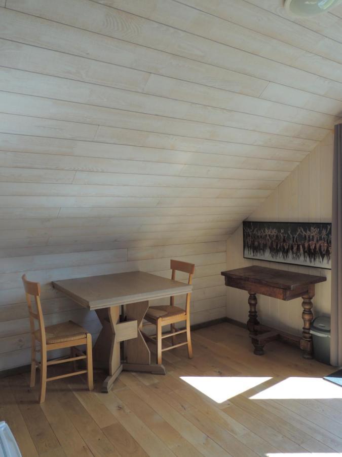 Auberge "La Fourchette Paysanne" Dochamps Exterior photo
